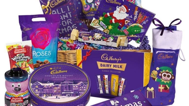 A Festive Feast: Unwrapping the Delight of Christmas Hampers