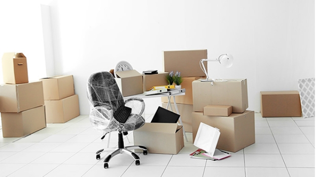 The Ultimate Guide to Smooth Office Moves: Tips and Tricks from Professional Movers