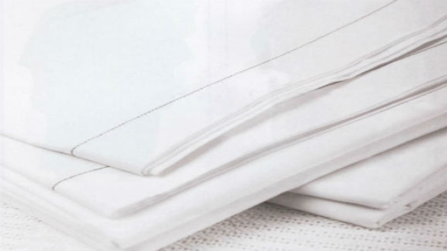 Delving into the World of Luxurious Hotel Linens and Towels