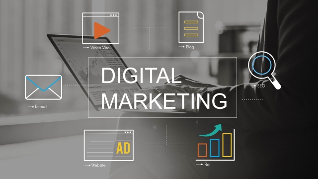 Buzzing Online: Mastering the Art of Digital Marketing in 2024